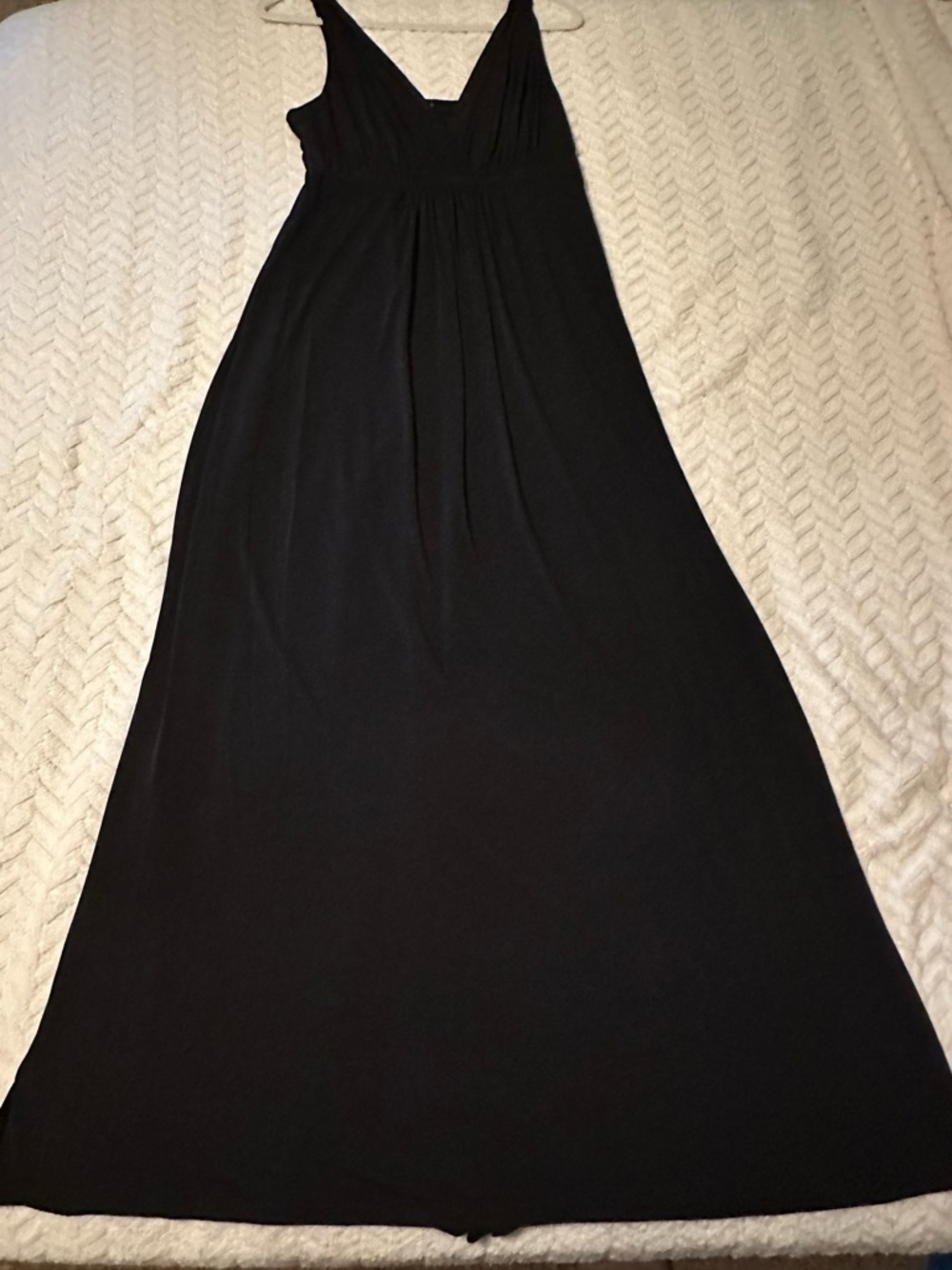 Classic Black Covington V-Neck Maxi Dress Size Large